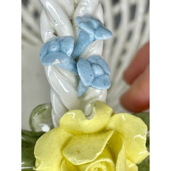 Vintage Bassano Capodimonte Style Italian Ceramic Woven Basket - Picture 8 of 8